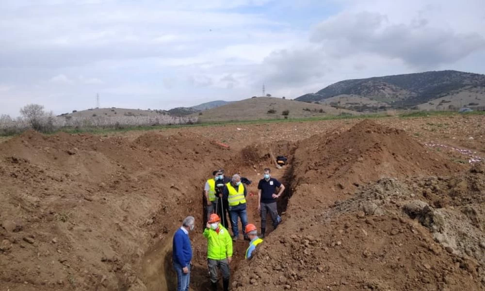 Σεισμός Ελασσόνα: Μεγάλωσε η απόσταση κατά 40 εκατοστά σε Λάρισα – Τρίκαλα